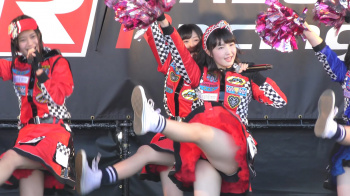 【YouTube】国民的アイドル・AKB48のパンチラ動画がエロい!の画像