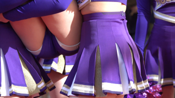 【Pcolle】なにわガールズ1038【4K】いろんな疑似体験してや! ツンデレ風チア娘の清楚なおパンティーハミ! ギャップに萌え萌えや!の画像