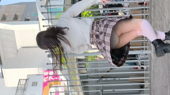 【YouTube】地下アイドル・仮面学園のパンチラ動画の画像