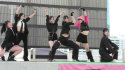 【YouTube】【ダンス】JKのパンチラ動画の画像