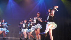 【YouTube】ダンス！清楚系ユニドルが純白パンチラしちゃうエロ動画の画像