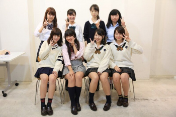 【画像】ＪＫの早着替えがエチエチｗｗｗの画像