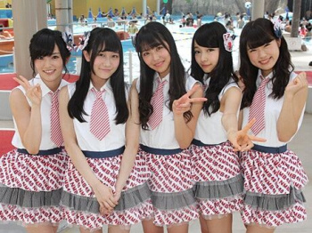 【画像】NMB48に新星グラビアクイーン誕生w w w w wの画像
