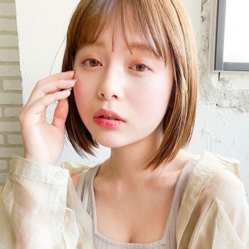 【画像】地味制服女子、脱いだらドスケベだってさw w w w wの画像