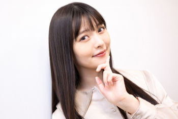 【画像】人気美人声優・上坂すみれさんのHな谷間w w w w w wの画像