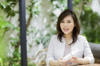 【画像】女社長、モチベーションアップの為に”自慰”休憩を設けるwwwwww wの画像