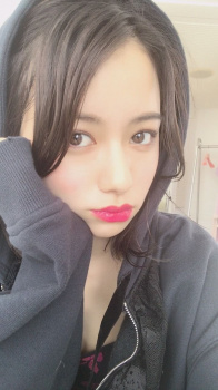 【画像】女優・山本舞香のおっぱいデカすぎワロタwwwwwwwwの画像