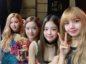 【動画】BLACKPINKのダンス、エロ過ぎるw w w wの画像