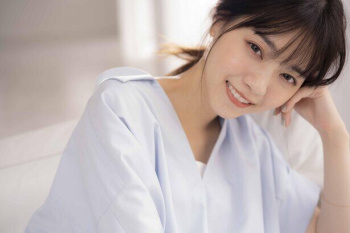 【画像】西野七瀬さんのエッチなおっぱいと太ももw w wの画像
