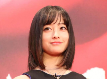 【画像】橋本環奈ちゃん(22歳)、久々にFRIDAYされてしまうwwwの画像
