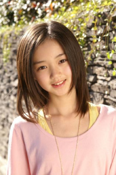 【画像】女子小学生モデル、スタイルが良すぎてランドセル姿に違和感w w w wの画像