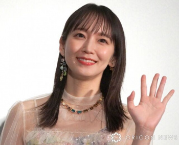 【エロgif】吉岡里帆ちゃん、カメラの前でごっくんしてしまうwwwwの画像