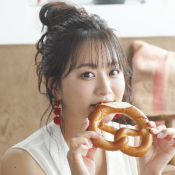 【画像】声優の井口裕香さん、ドスケベヒップを惜しみなく公開ｗｗｗの画像