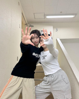 【画像】山﨑のおっぱいｗｗｗｗｗｗの画像