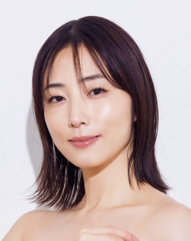 【画像】ＭＥＧＵＭＩさん、顔が小さい！の画像