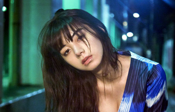 【画像】池田エライザさん、エロすぎて放送事故寸前w w w w wの画像