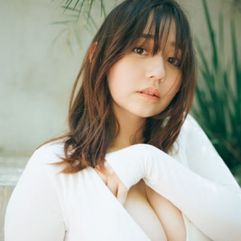 【画像】美澄衿依とかいうボディがめちゃくちゃエッチなグラビアアイドルｗｗｗｗの画像