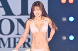 【悲報】４２歳・熊田曜子　唯一のＮＧ仕事はＩラインを徹底ガードしていたつもりｗｗｗｗの画像