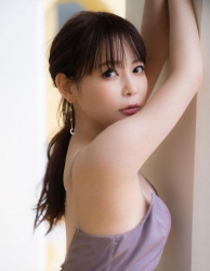 【画像】中川翔子さんが胸元を大胆に開けたエチエチドレスを披露ｗｗｗの画像