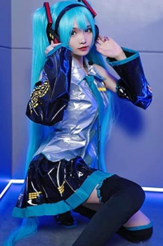 【画像】太ももむちむちコスプレとかたまらんの画像