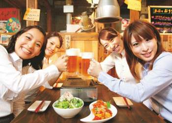 【悲報】彼氏さん、うっかり女子会についてきてしまうｗｗｗの画像