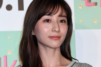 【画像】田中みな実さん、マンスジを披露するも興味を持たれないwwwの画像