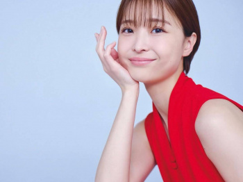 【速報】渡邊渚さん、最新の激細ウエストがえっちすぎるwwwwの画像
