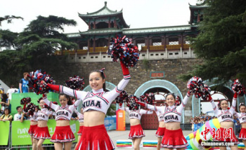 【動画】中国のチアガール、ガチでレベチだったｗｗｗｗｗの画像