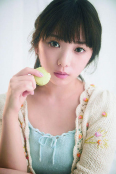 【画像】与田祐希さんそっくりの女性がデビューｗｗｗの画像