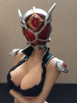 【画像】爆 乳 女ライダーさん、現るｗｗｗｗｗの画像