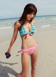 【画像】貧乳おっぱいの揉み方がこれwwwwwの画像