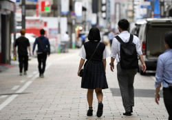 【悲報】女子大生「1日200万円❤」高級パパ活案件、パパを告訴wwwの画像