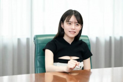 【画像】東京ドーム伝説の売り子の乳出しスマイルの画像
