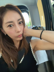 【画像】熊切あさ美さん、温泉でおっぱいがこぼれそうになるの画像