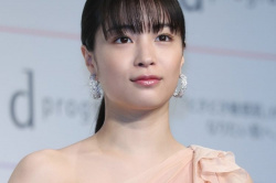 【悲報】広瀬すずさん(27)、なぜか辛気臭い映画にしか出なくなるの画像