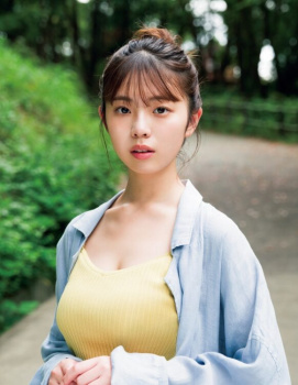 【悲報】菊地姫奈さん、モデル路線に舵を切りオッパイが萎むwwwの画像