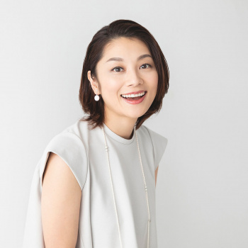 【画像】小池栄子の上向きお〇ぱいがＨすぎる！の画像