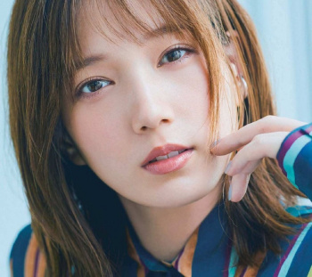 【画像】本田翼ちゃんのおっぱいとパンツがはっきりわかる画像wwwwwwwwwの画像