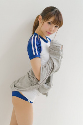 【画像】体操着ギャルさん、体育館に集合ｗｗｗｗｗｗｗの画像