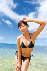 【画像】大貫彩香ちゃん、可愛いのにエッチな水着を着用してくれる貴重な美女ｗｗｗの画像