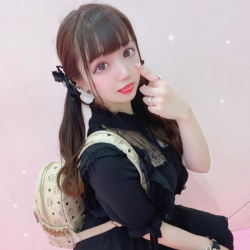 【画像】地雷女子特有のえちえちファッションｗｗｗｗの画像