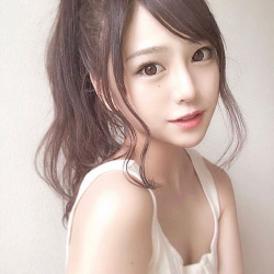 【画像】港区女子の自撮り、気品ある洗練された大人の女性ばかりでスゴいｗ ｗ ｗの画像