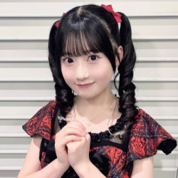 【速報】 布袋百椛ｃ配信中に丸見えになる放送事故ｗｗｗｗｗｗｗｗｗｗｗｗｗｗｗｗｗｗｗｗｗｗｗの画像