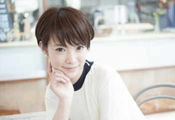  【ｇｉｆ】開いた口が塞がらないほどバカな女ｗｗｗｗの画像