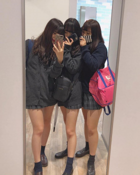 【画像】すべすべ太もも国宝級ｗｗｗｗｗｗの画像