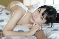 【画像】ＪＫグラドルさん、お股がモッコリしてしまうｗ ｗ ｗ ｗ ｗの画像