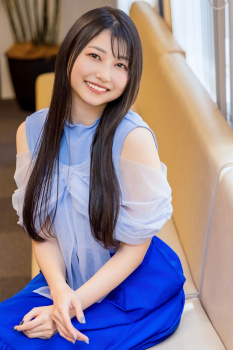 【画像】声優の雨宮天さん、おしりをつき出す！？の画像