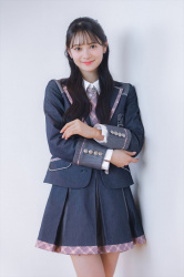  【動画】AKB48伊藤百花さん、新CMでお尻の割れ目を晒してしまうｗｗｗの画像