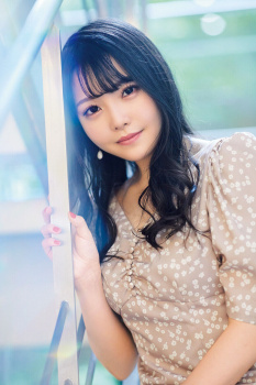 【画像】女性声優さん、乳袋は存在しないと主張する童貞を論破するｗｗｗの画像