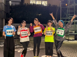 【画像】ぱーてぃーちゃん信子さん、マンスジが映り込んでしまうｗｗｗｗの画像